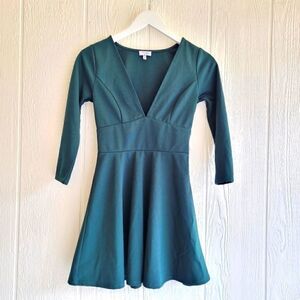 NWT TOBI Emerald Green Skater Dress‎